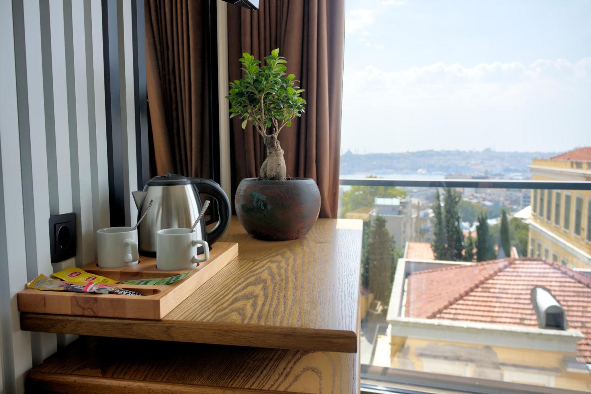 Fragments Hotel Istanbul Exterior photo